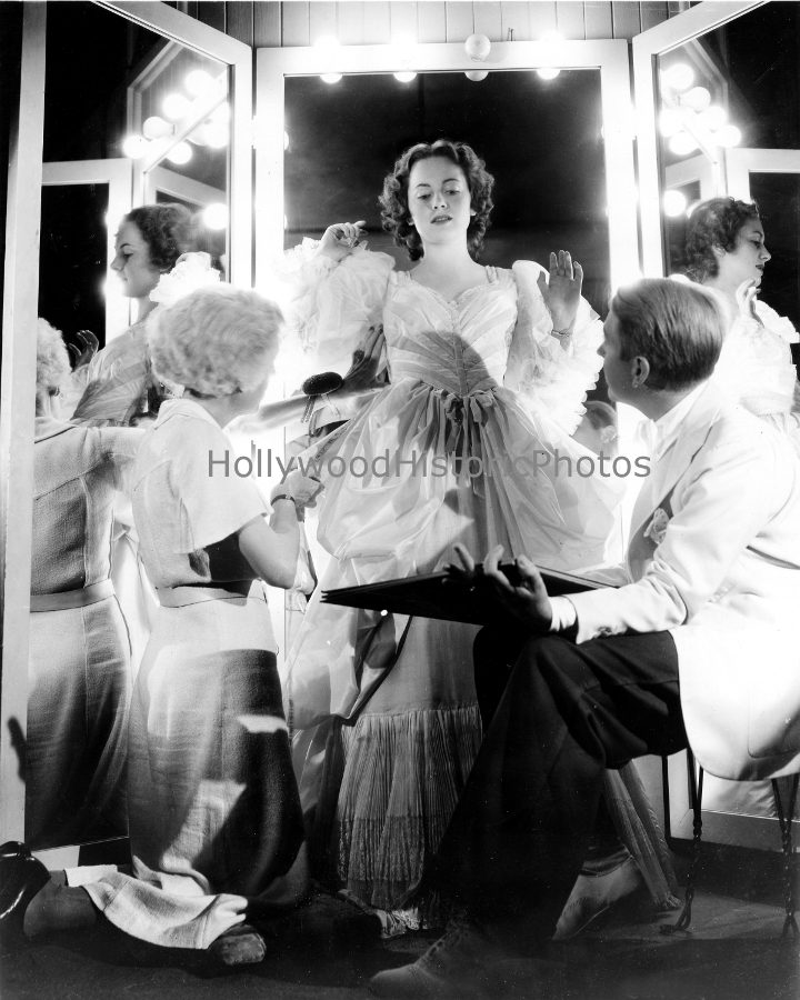 Captain Blood 1935 Olivia de Havilland WM.jpg